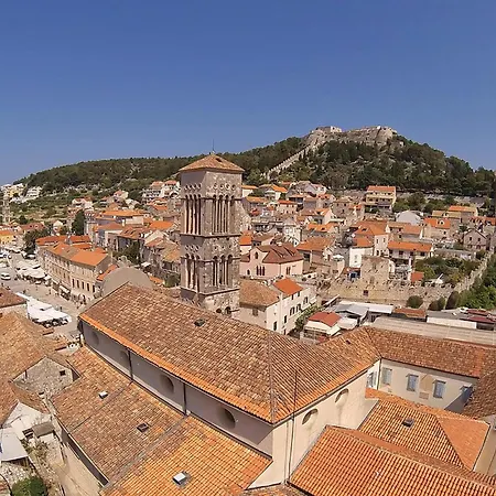 One-bedroom In * Sućuraj