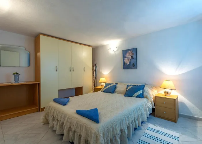 Lägenhet One-bedroom In Sućuraj